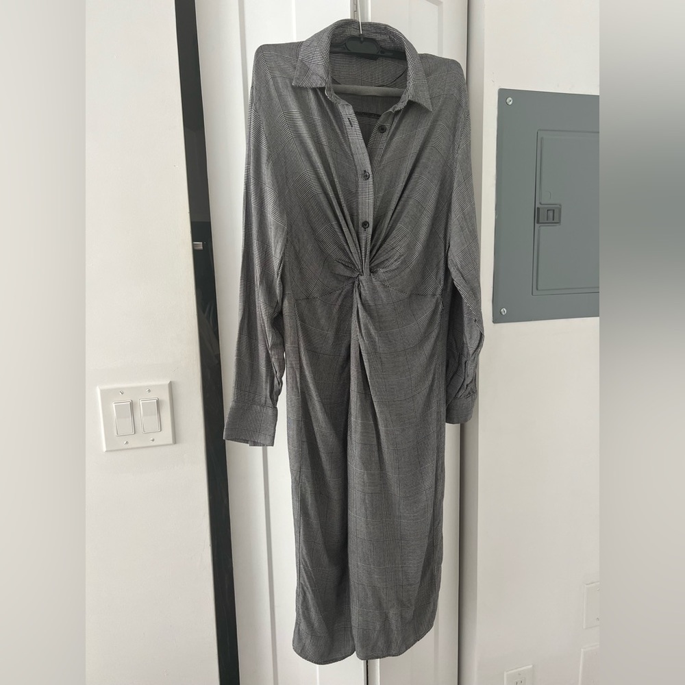 Zara Long Sleeve Checkered Dress Size M